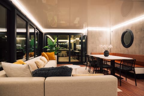 "Houseboat 19/20" Sneekermeer