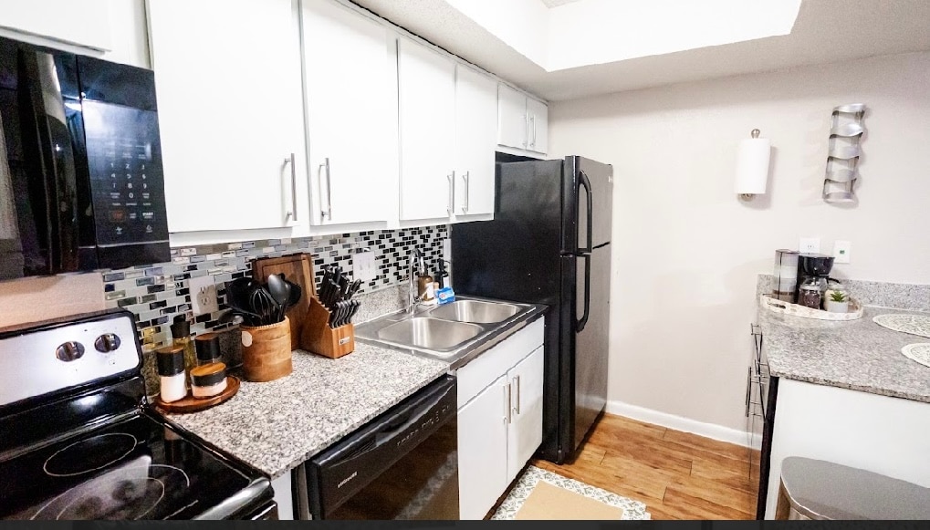 Peaceful 1/1 Bedroom DT Skyline View