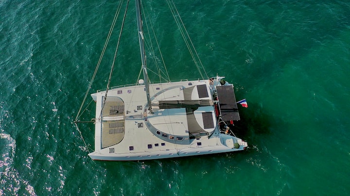 Hall Jemayka Catamaran - Île de Porquerolles