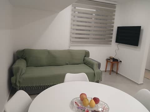Popular Airbnb listing: Lilly's apartment in Mirošica 1