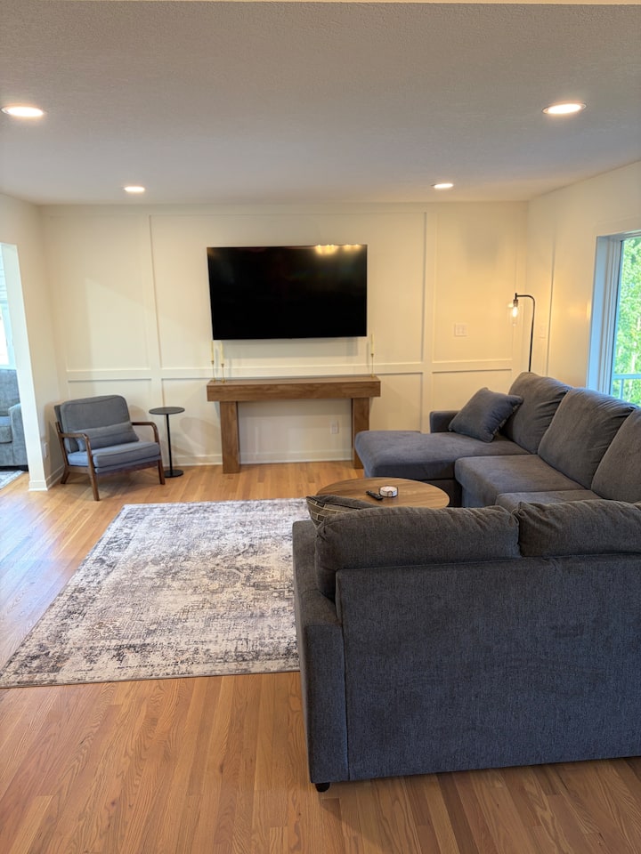 Lakehouse + Guesthouse With Hottub. Pontoon Rental - Annandale, MN