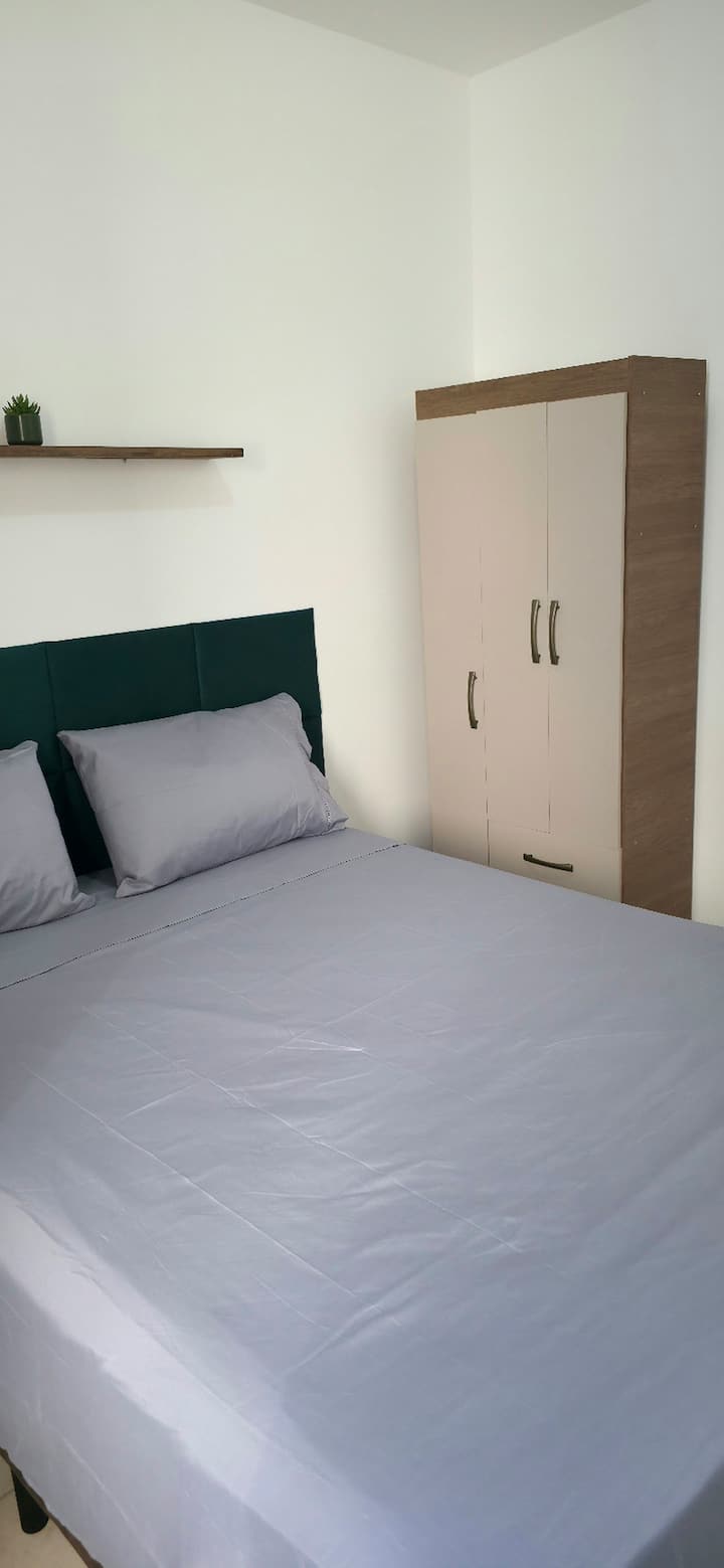 Dhomë gjumi 2