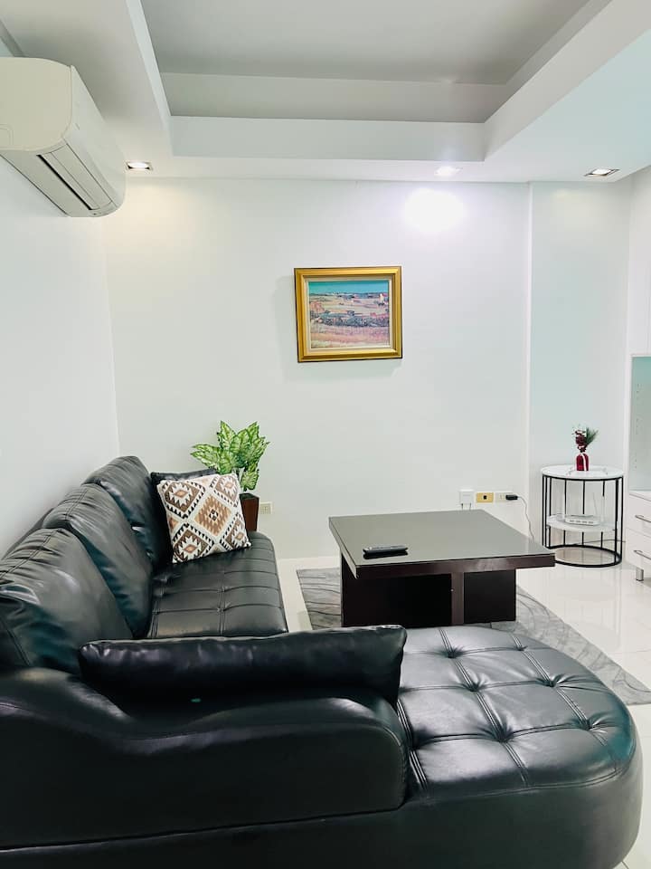 Poolside Condo In Subic Bay - Olongapo