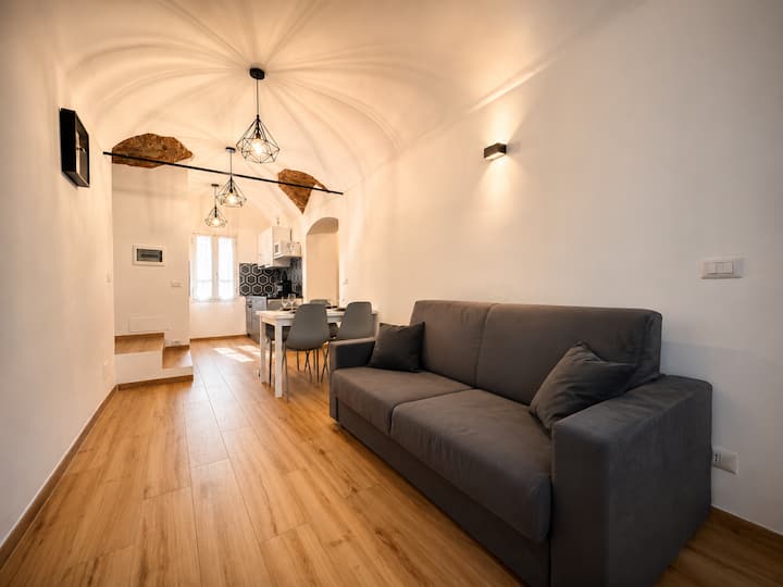 Cuore Del Borgo - A/c - 4ospiti - Bike Room - Wifi - Noli