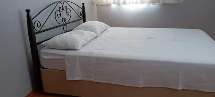 Dhomë gjumi 4