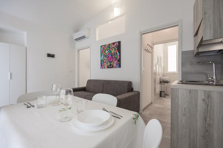 Grazioso Bilocale Con Cortile, 100 Mt Dalla Mole - 토리노