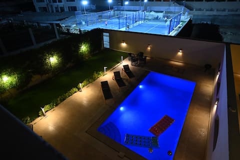 Elysian 7 Master BR Mansion with Private Pool