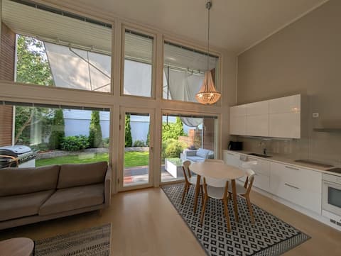Popular Airbnb listing: High-quality and spacious semi-detached house in Tikkurilan Suuralue