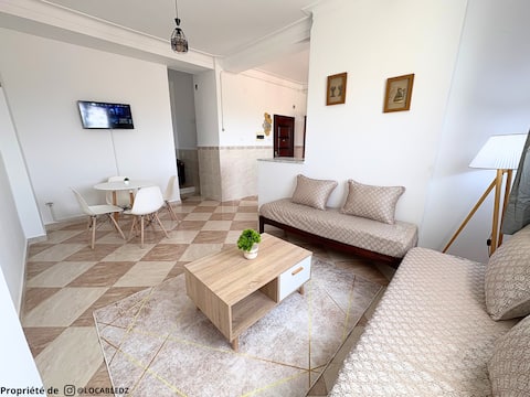 Sea View Apartment — Horizon