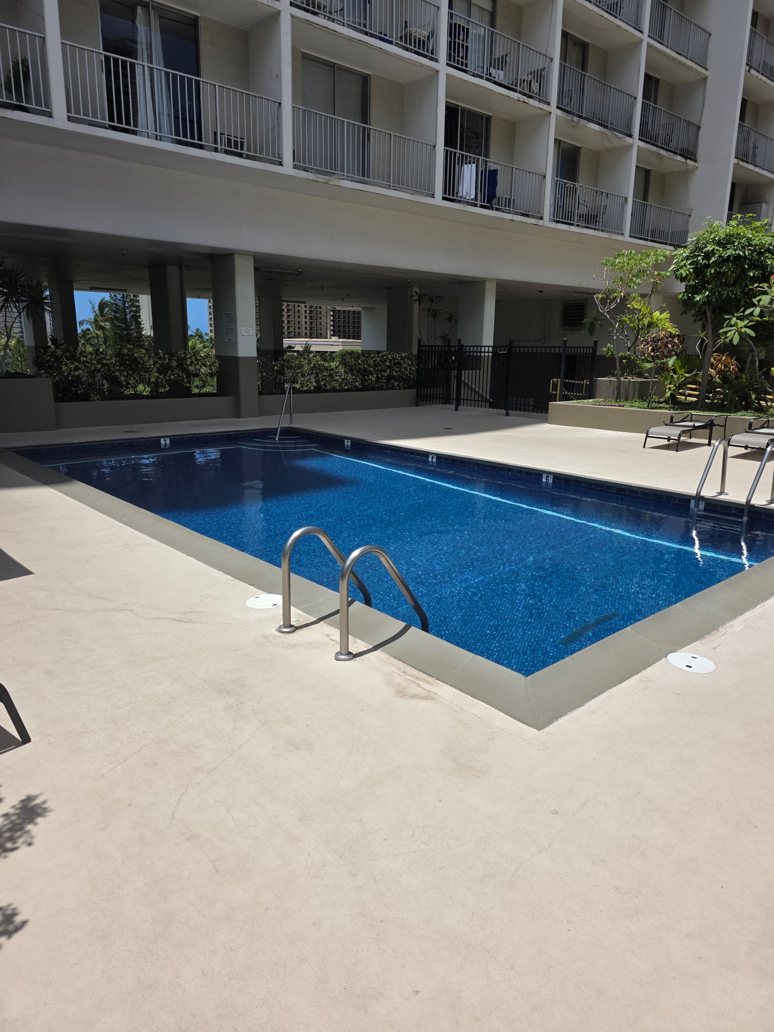 Condo in Honolulu · ★4.91 · 1 bedroom · 1 bed · 1 private bath - Image 11