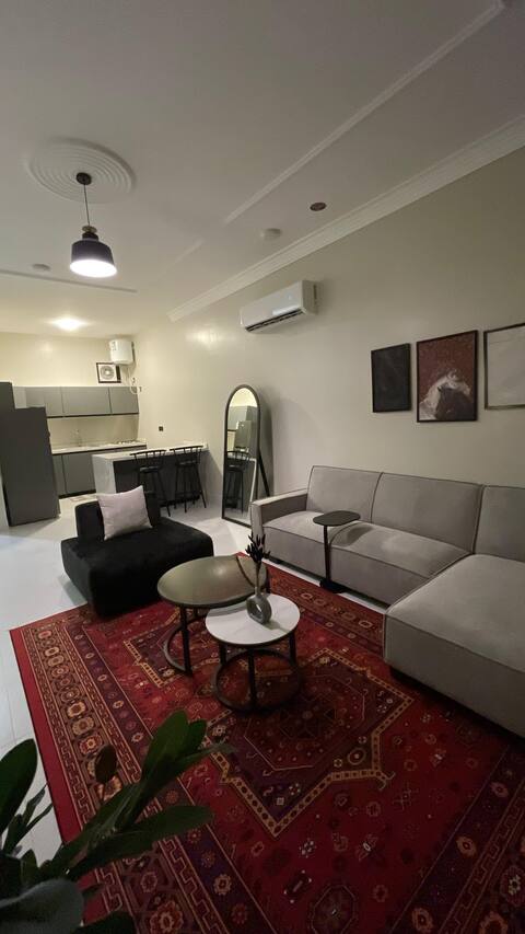 Two-bedroom apartment and elegant living room (6/A)