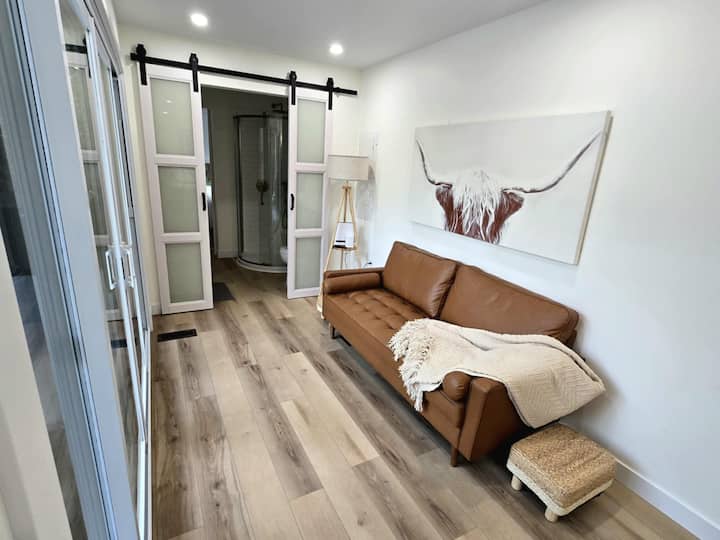 Luxury Tiny Home Retreat W/ Hot Tub Near Chester - 新斯科舍