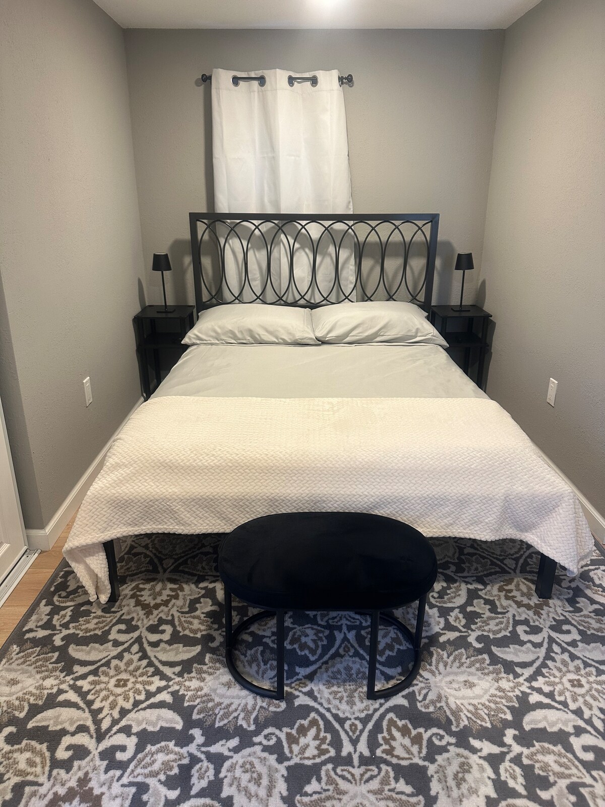 غرفة النوم 2