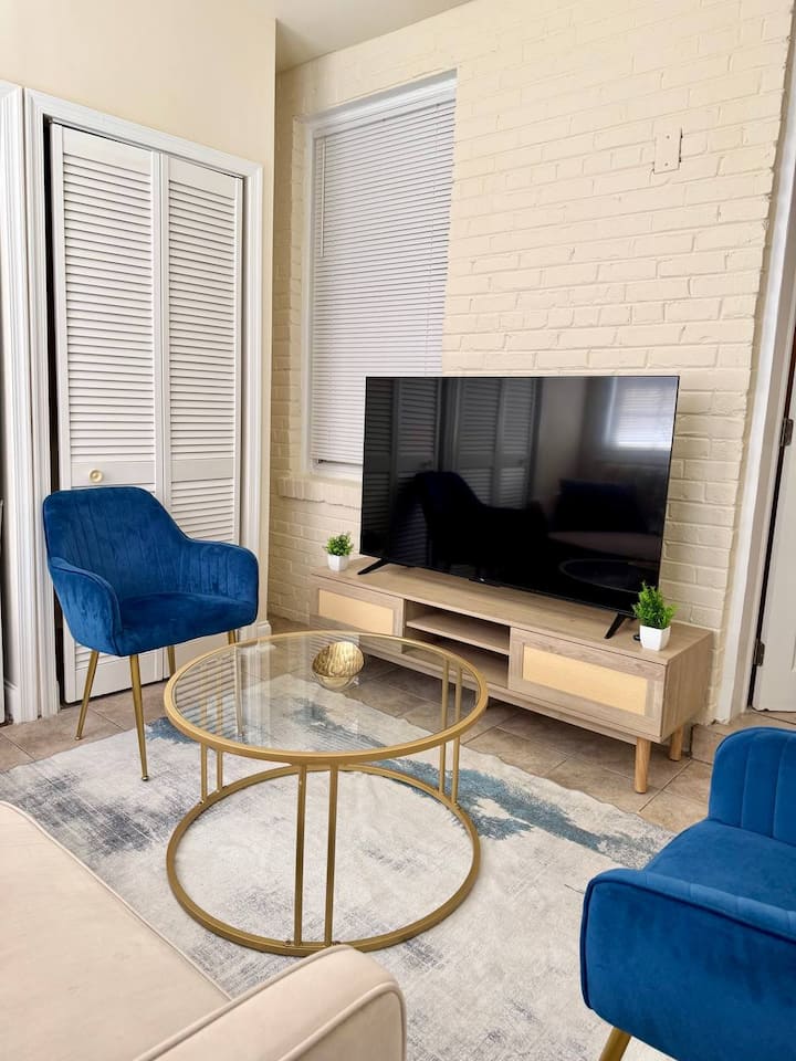 Capitol Cozy | Easy Metro Access - Hyattsville, MD