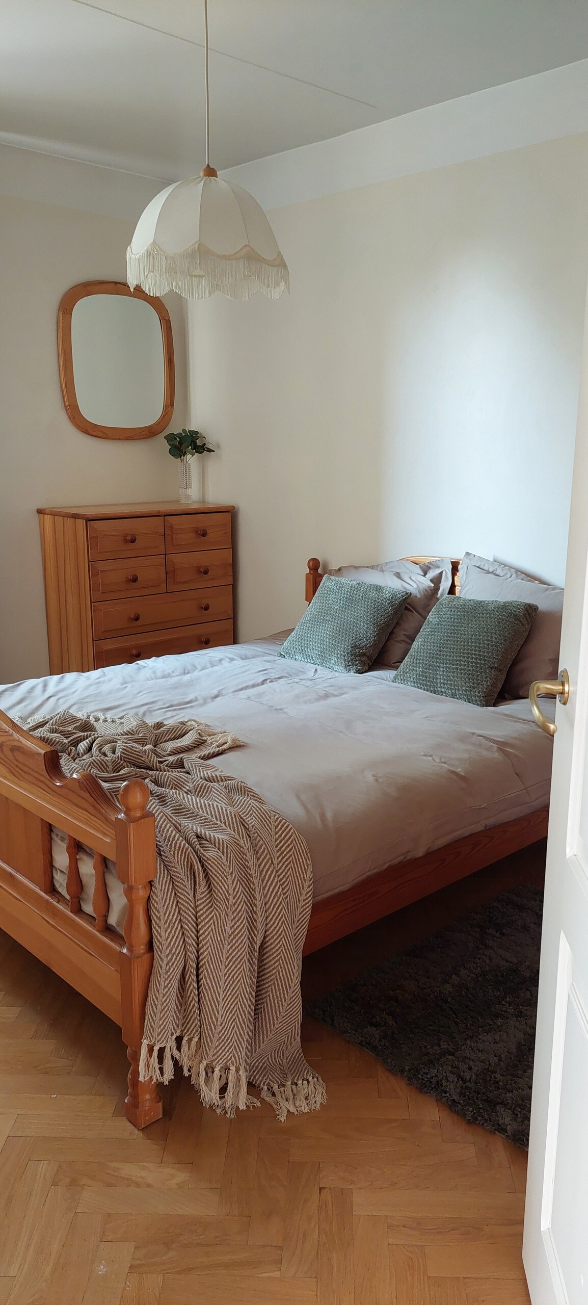 Spavaća soba na 1. katu s bračnim krevetom širine 160 cm / Spavaća soba na 1. katu s bračnim krevetom