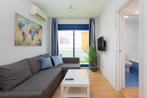 Successful Airbnb property: C47 Seafront - Pedregalejo Beach in Echeverría Del Palo