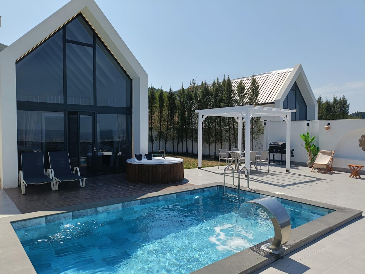 Moon Valley House'u keşfedin