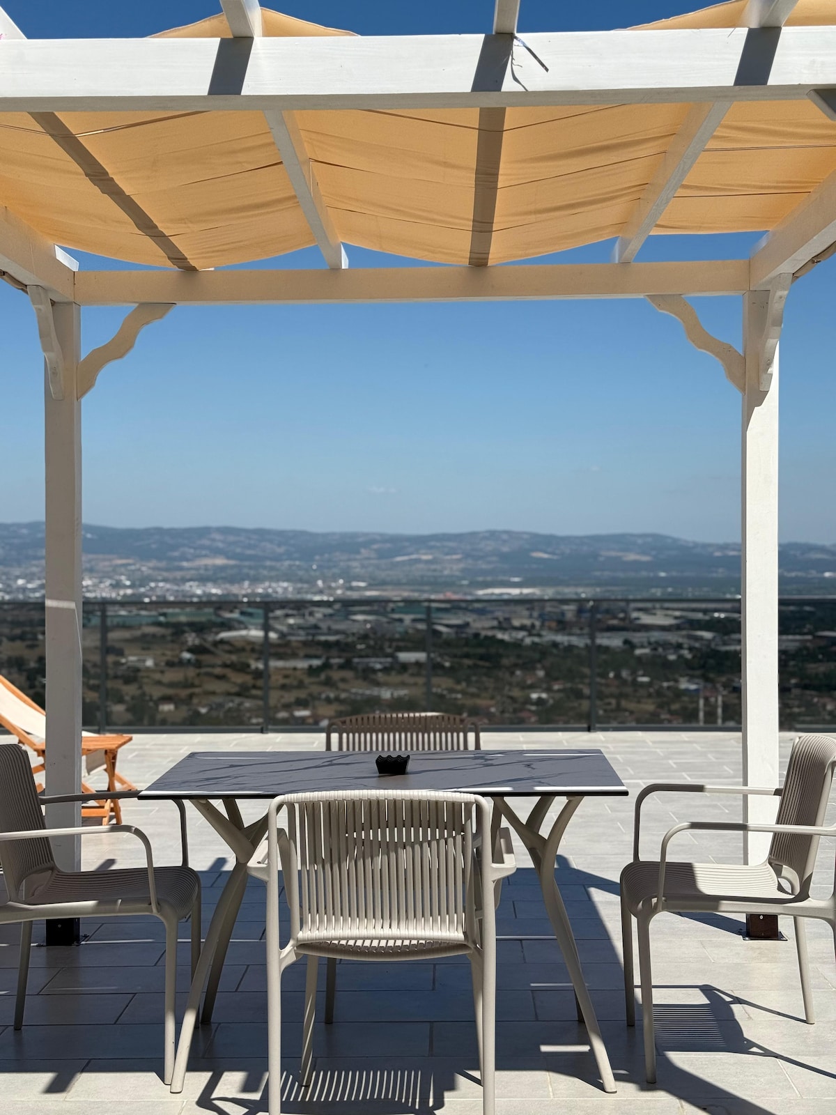 Moon Valley House'u keşfedin