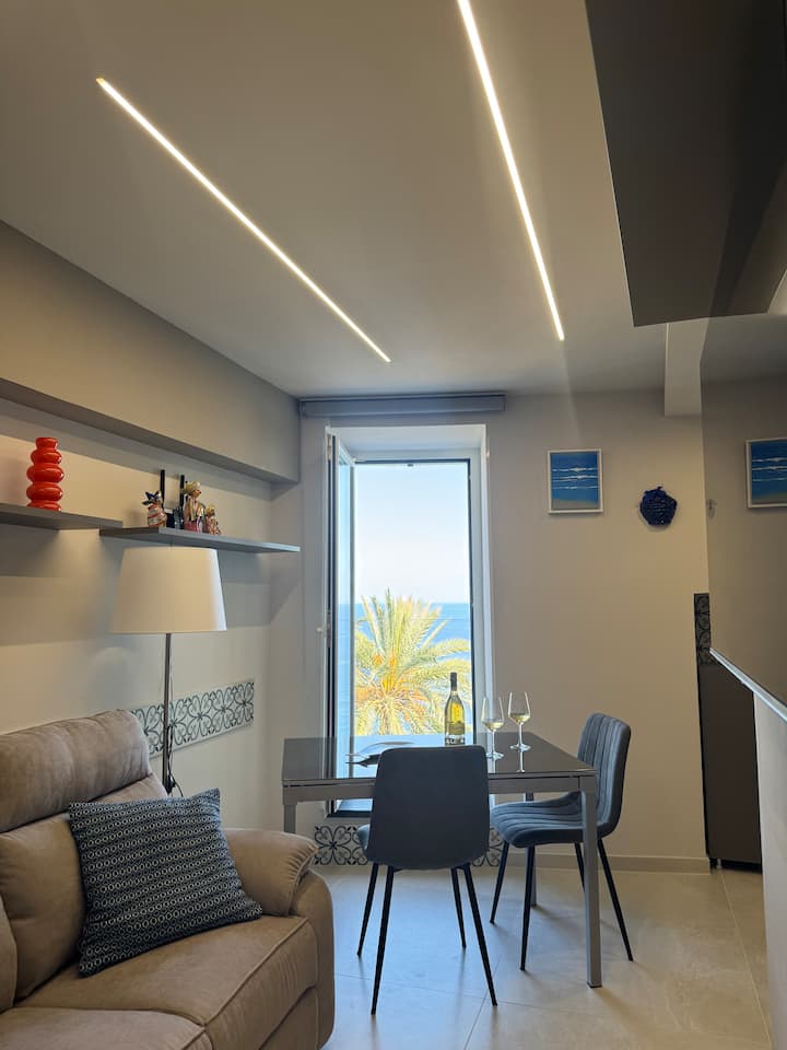 Una Finestra Sul Mare - Vallecrosia