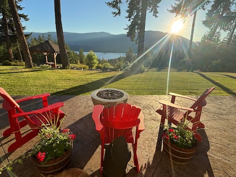 The Hidden Gem
Lakeview Acreage