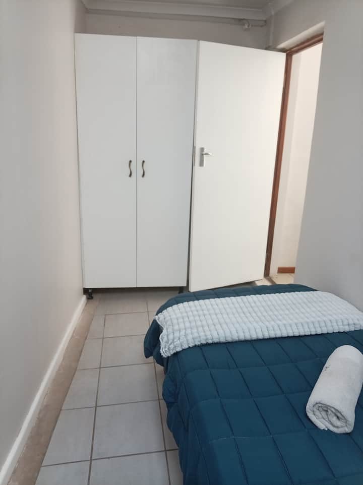 Dhomë gjumi 2
