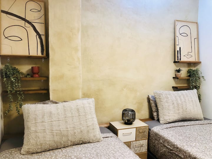 საძინებელი 1