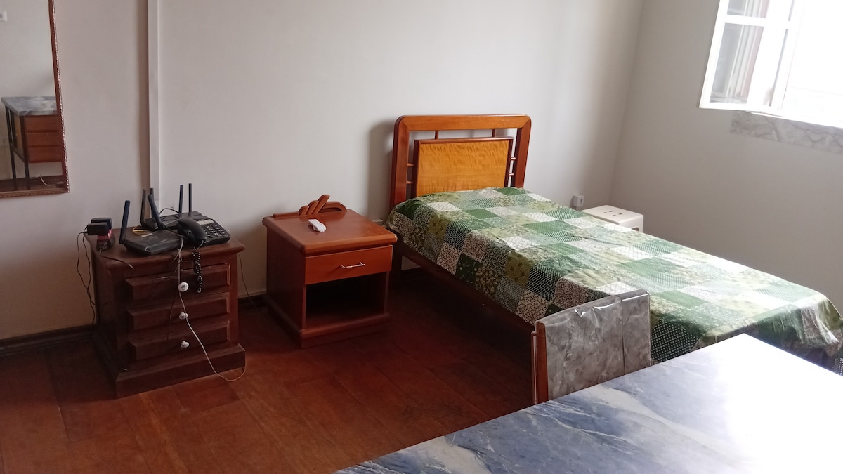 غرفة النوم 1