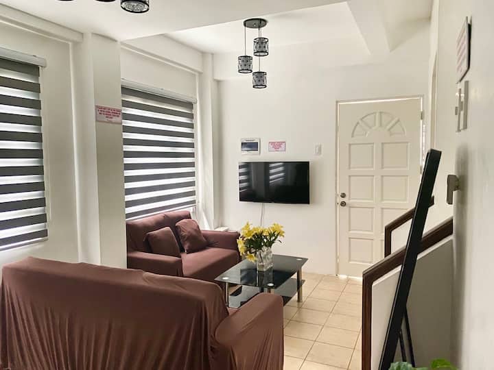 Panglao 2stry Home,9 Min Airport; Pool;gated; Wifi - Dauis