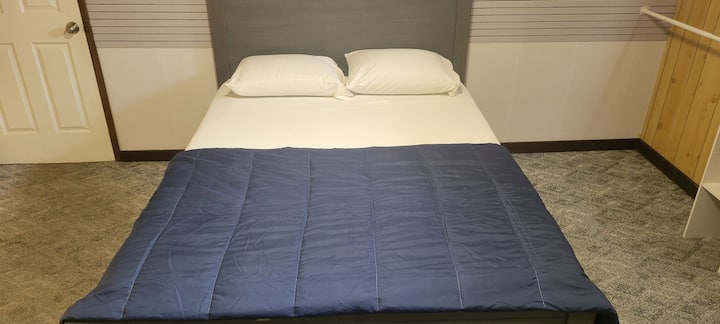 Whitecourt Room No. 2 - Abbotsford