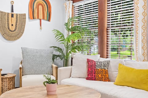 Top performing Airbnb: Afrohemian Haven – African Inspired ATL Retreat in Sylvan Hills