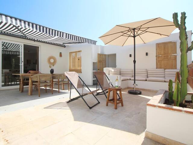 Del Parque Flats managed Airbnb listing 3