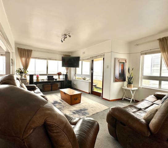 Beautiful Beachfront, (Unit 2)