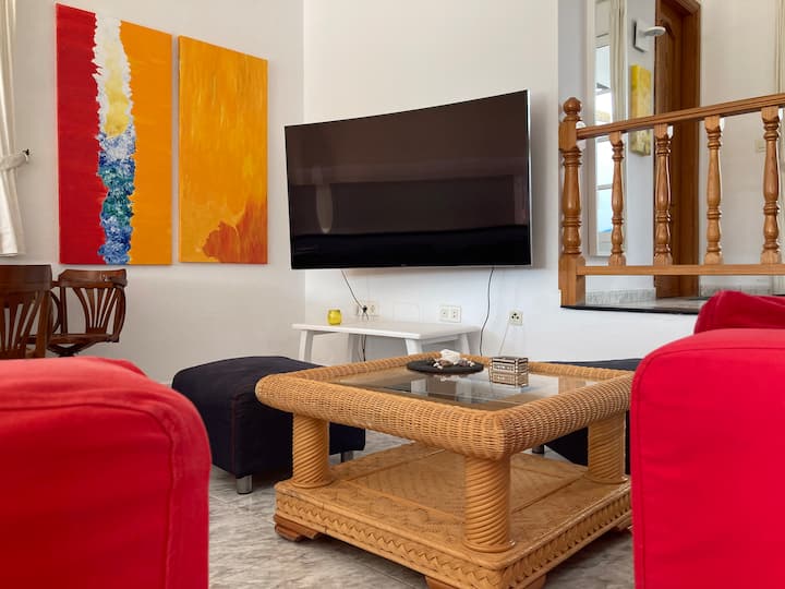 Casa Sol: Ferienhaus Mit Meerblick In Tarajalejo - Fuerteventura
