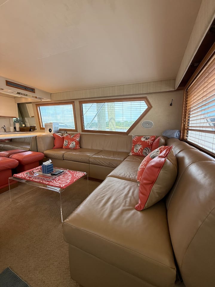 Seas The Day Getaway - Biloxi, MS