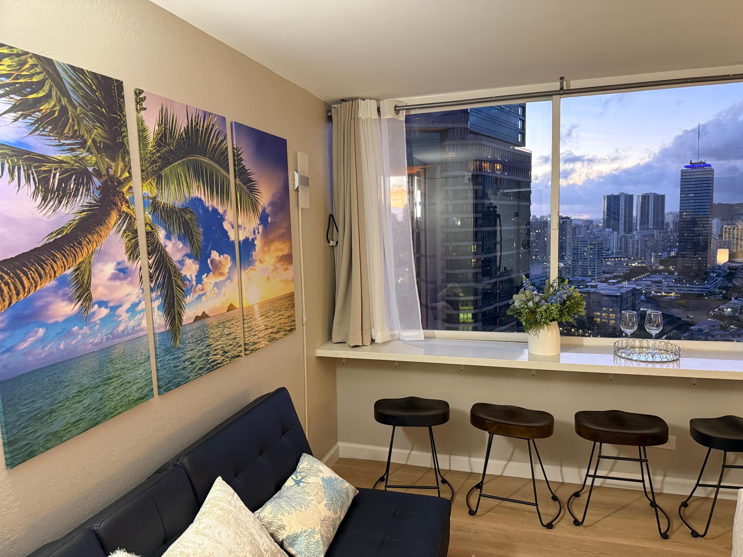 Waikiki Ocean City View 2 Bedroom 2 Bath - Image 1