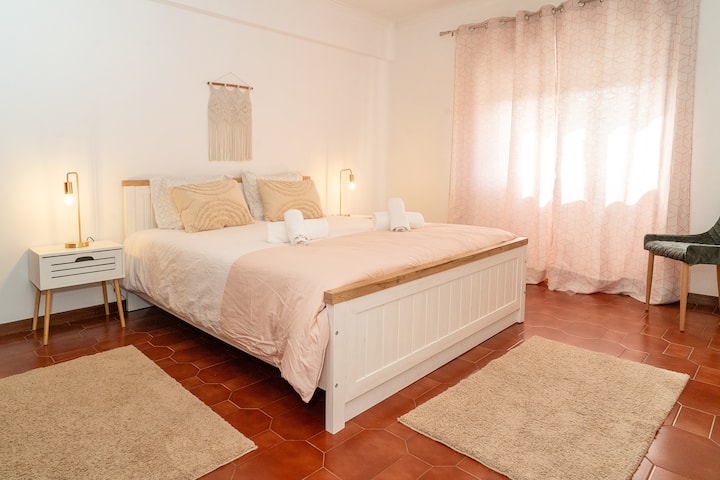 Dolceplace | Near The Beach W/ Balcony & Seaview - Sesimbra