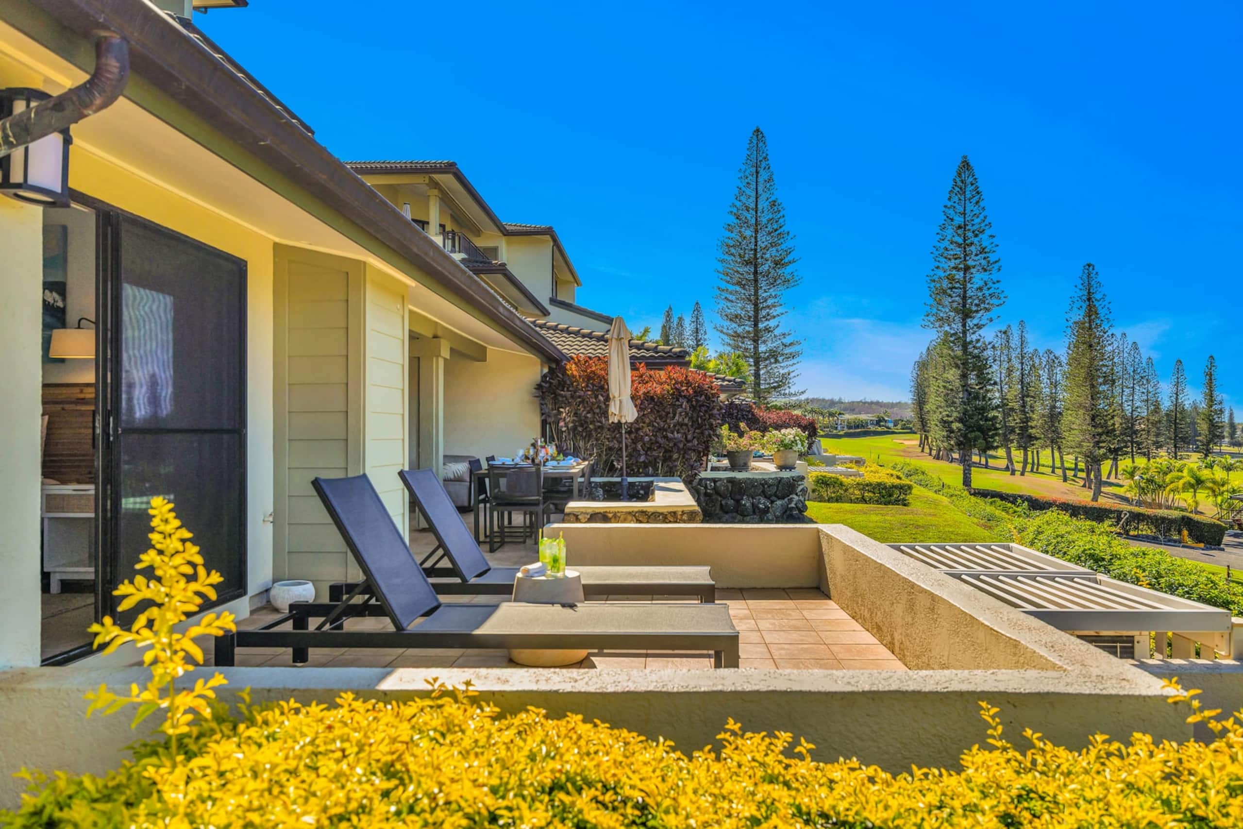 Condo in Lahaina · ★4.0 · 4 bedrooms · 7 beds · 4 baths - Image 15