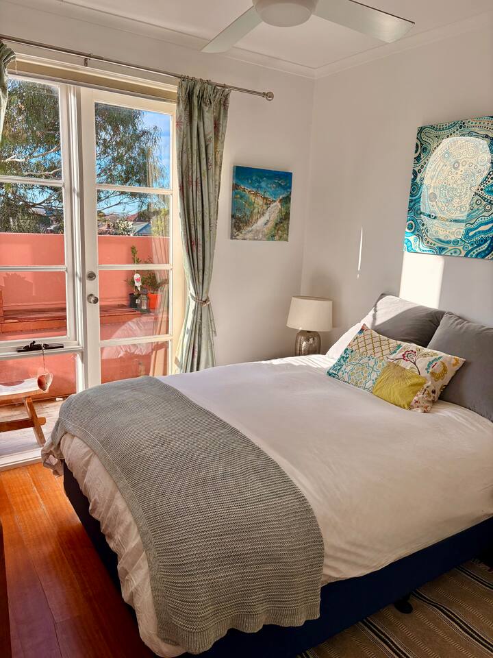 غرفة النوم 1