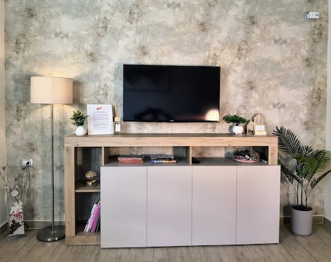 Annuncio Airbnb popolare: Home OKSY near Gardaland a Castelnuovo Del Garda