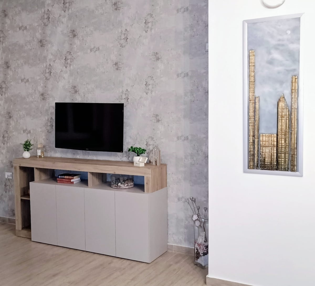 Annuncio Airbnb popolare: Home OKSY near Gardaland a Castelnuovo Del Garda