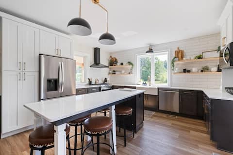 Legacy Farm Retreat-modern farmhouse-pickleball