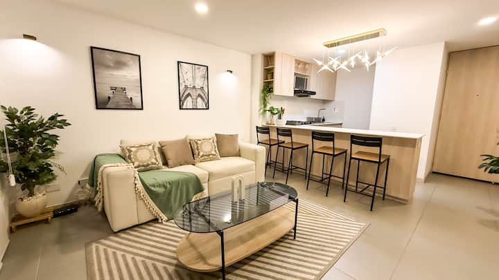 Nice Apt+pool+gym+ac+parking+tv+jacuzzi+@poblado - Medellín