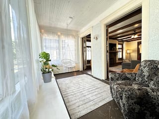 Allentown 3 Bed Apartment with Central A/C, photo 7 of 40