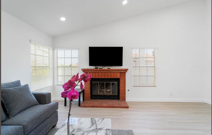 Newly Remodeled Luxury Home - San Diego, CA