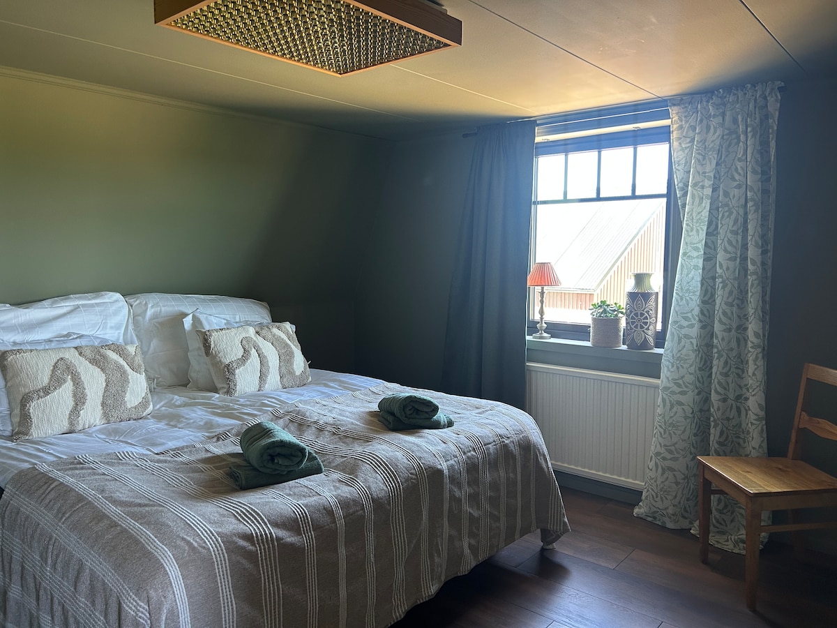 საძინებელი 4