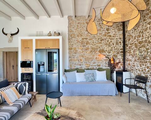 Successful Airbnb property: Faro Villa with rooftop, 360° panoramic view in São Brás De Alportel