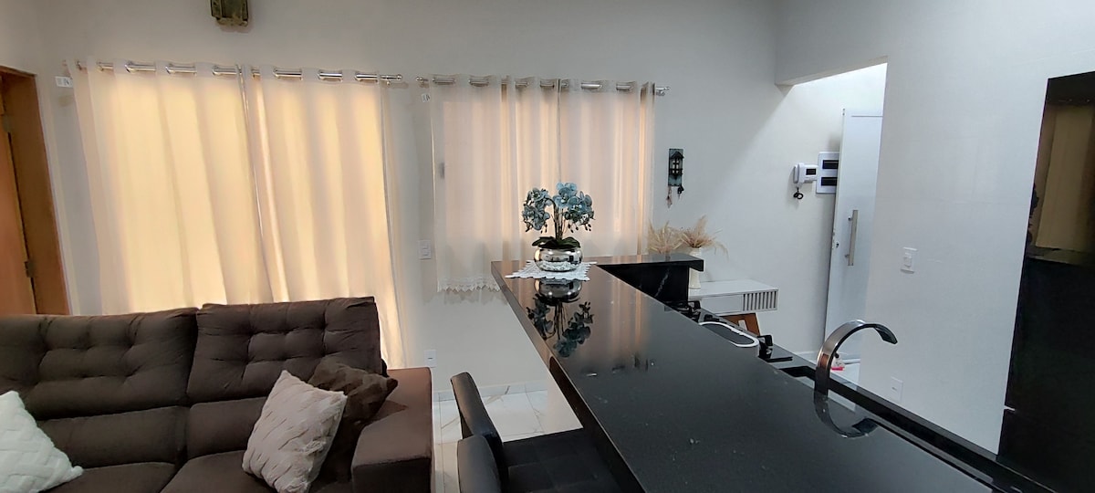 Top Airbnb: House in Alto das Colinas 1.1 km from downtown. em Serra Negra