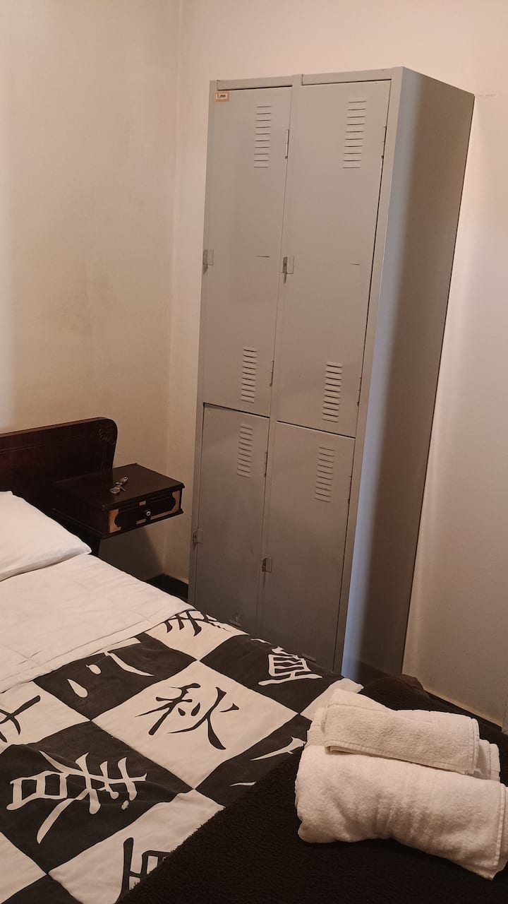 غرفة النوم 2