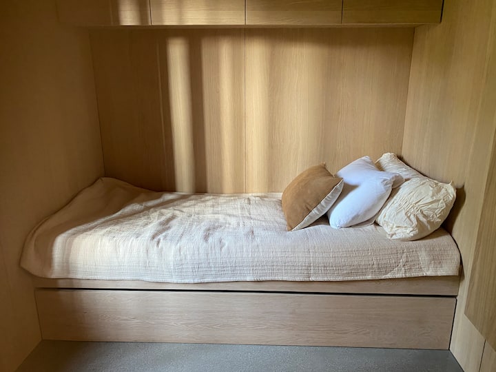 საძინებელი 2