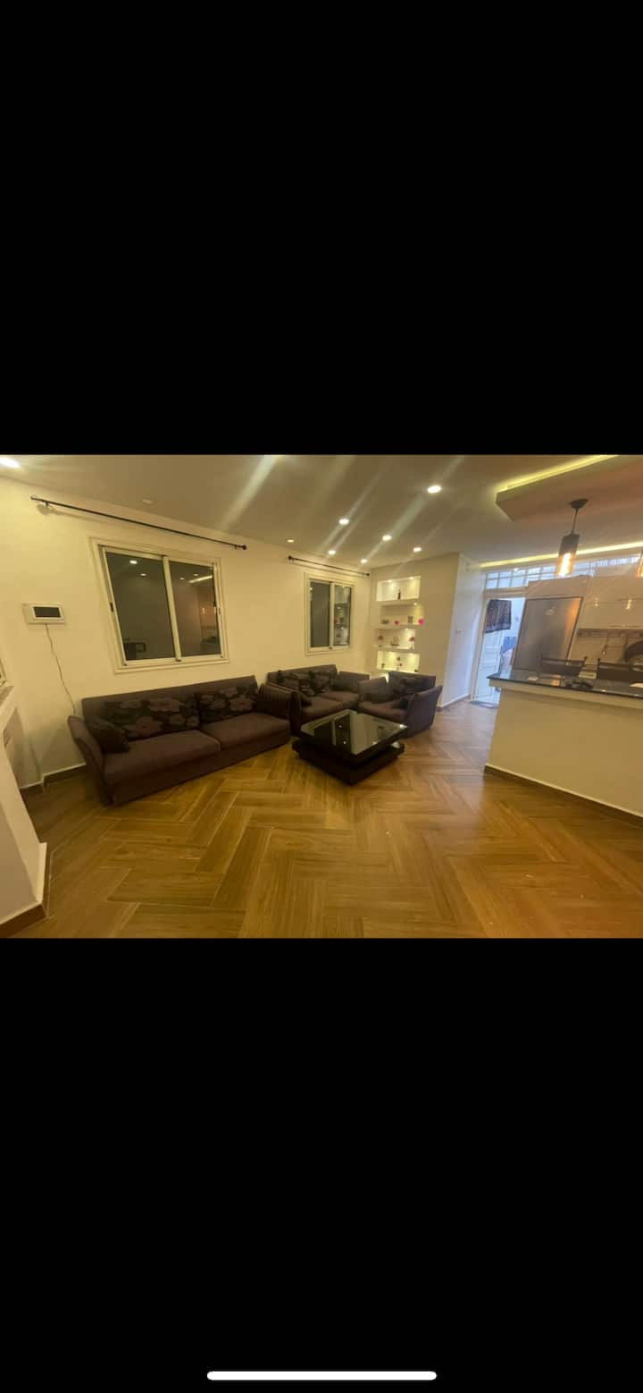 À Louer F2 à L’étage D’une Villa - Annaba